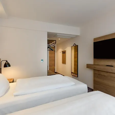 Ibis Styles Coburg Hotel Exterior photo